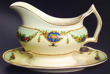 The Barclay Gravy Boat with Attached Underplate