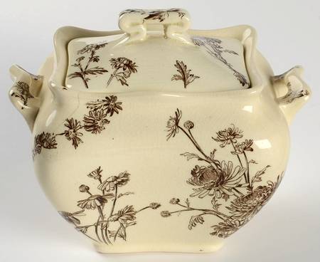 Chrysanthemum Sugar Bowl & Lid