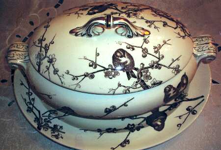 Almonds Brown Tureen &  Lid