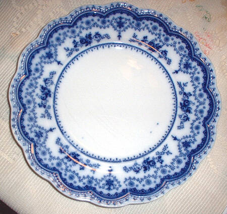 Dorothy Flow Blue Dinner Plate