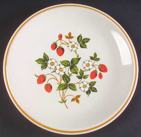 Strawberries N Cream (Coupe Quarter Inch Rim) Salad Plate