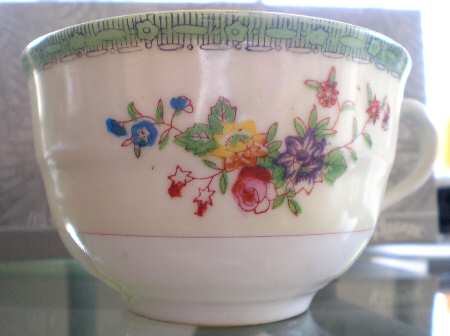 UCA5 Footed Cup