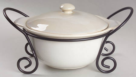 Variations Ivory 2 Qt Covered Casserole & Metal Stand