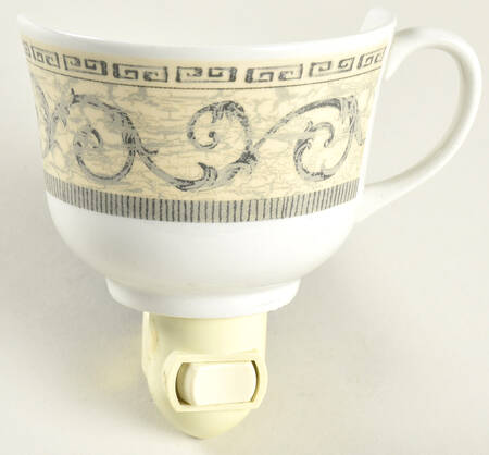 Acanthus Cream 1 5/8" + cup (H) Night Light/Cup HC