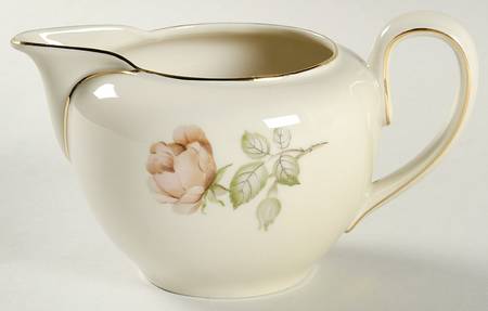 E624 Creamer