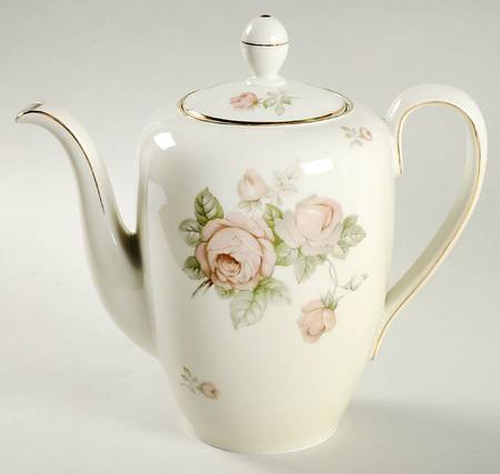 E624 Coffee Pot & Lid