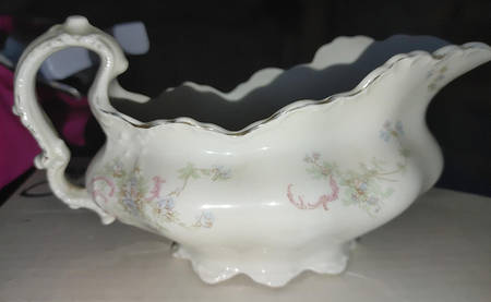 JB428 Gravy Boat
