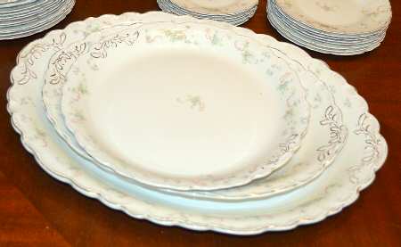 JB428 14" Oval Serving Platter