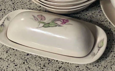 Rosemary 1/4 Lb Covered Butter