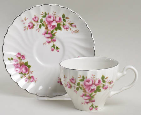 JB431 Flat Cup & Saucer Set