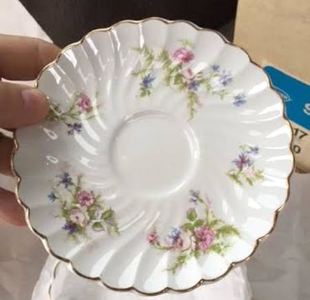 JB432 Saucer