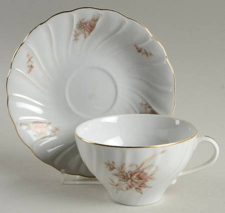Maria Flat Cup & Saucer Set