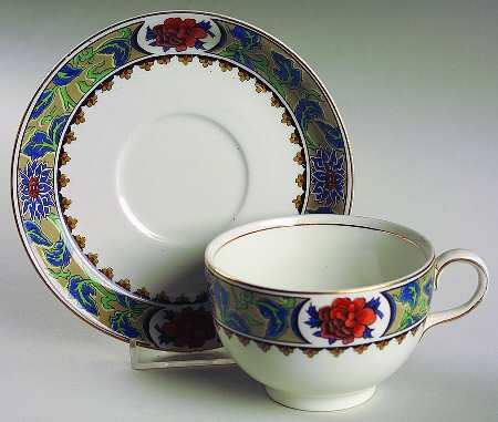 JB434 Footed Cup & Saucer Set
