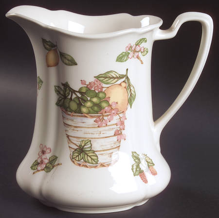 Arcadia (Fruit) 24 Oz Pitcher