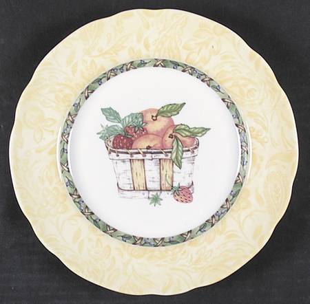Arcadia (Fruit) Accent Luncheon Plate