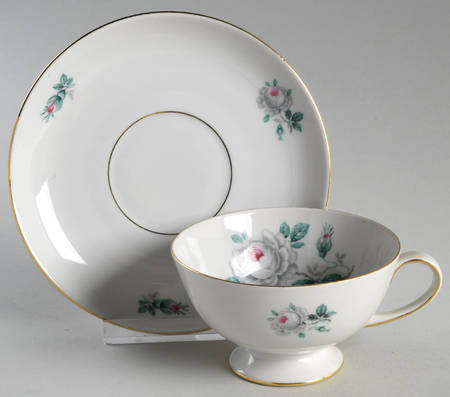 JAE63 Footed Cup & Saucer Set