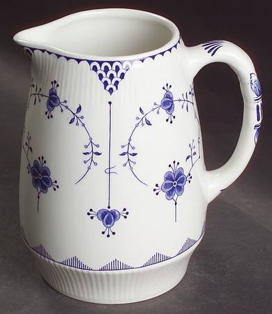 Denmark Blue 32 Oz Pitcher