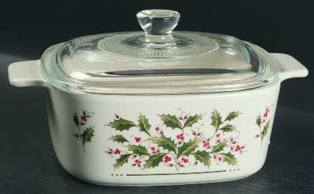 Holly Yuletide 1.5 Quart Square Casserole with Lid