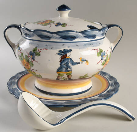 Blue French Tureen & Lid w/Ladle & Underplate