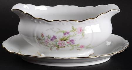 Forget Me Not Pink (#18002) Gravy Boat & Underplate/Relish