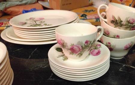 JB502 Flat Cup & Saucer Set