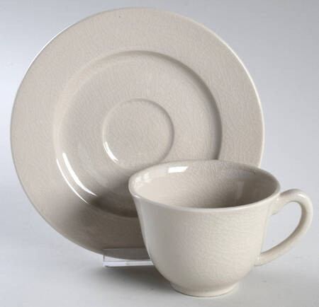 Basique Quartz Footed Cup & Saucer Set