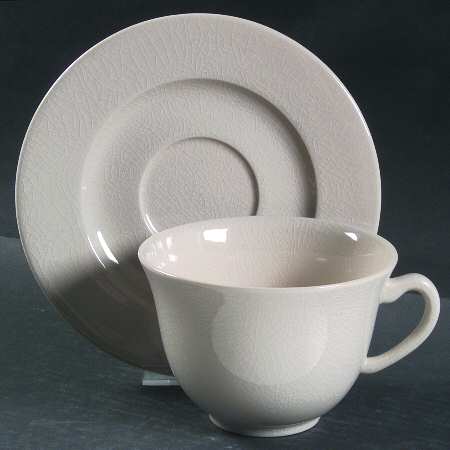 Basique Quartz Jumbo Cup & Saucer Set