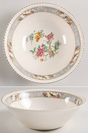 The Vigo (Ribbed, Old English) 9" Round Vegetable Bowl