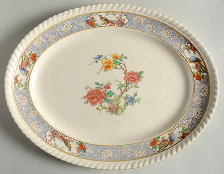 The Vigo (Ribbed, Old English) 11" Oval Serving Platter