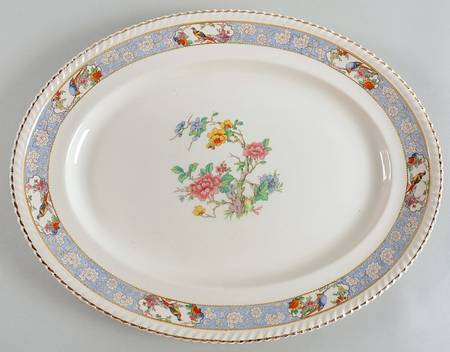 The Vigo (Ribbed, Old English) 15" Oval Serving Platter