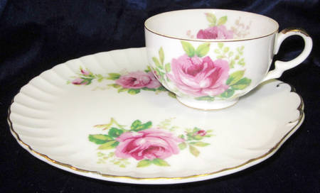 Georgian Rose Snack Plate & Cup Set