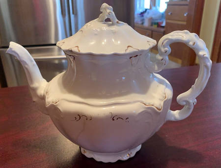 JB524 Teapot & Lid
