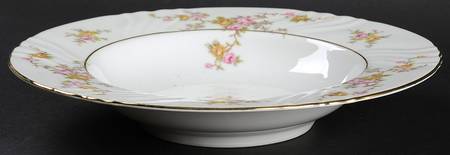 Thornrose (White, Verge) Rim Soup Bowl