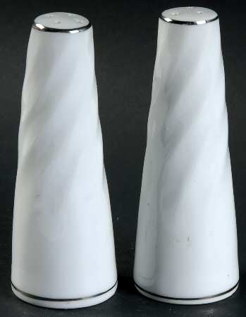 Duchess Salt & Pepper Set