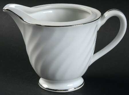 Duchess Creamer