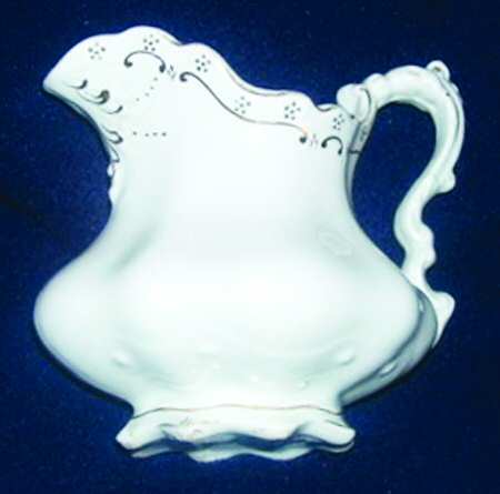 JB547 Creamer
