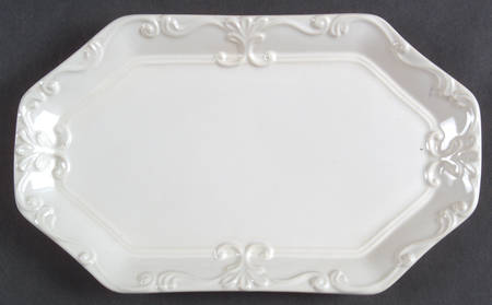 Vintage Ivory (Creamy White) Tray for Creamer & Sugar with Lid