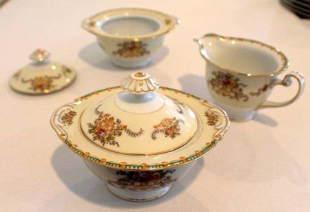 JYO38 Sugar Bowl & Lid