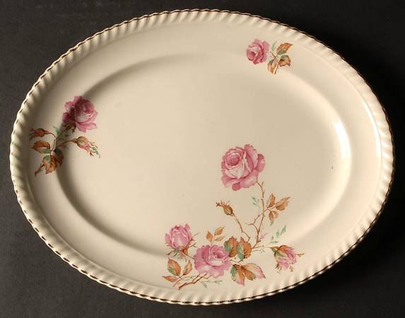 Miniver Rose 11" Oval Serving Platter
