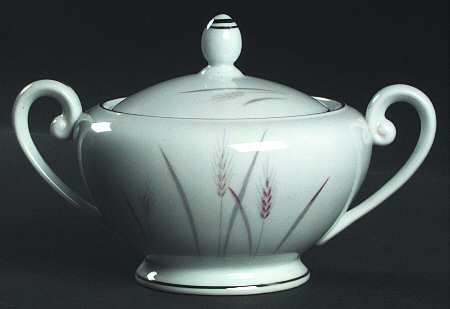 1568 Sugar Bowl & Lid