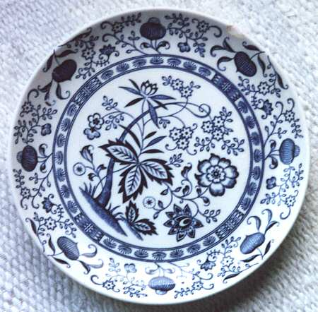 Blue Leaf Dinner Plate