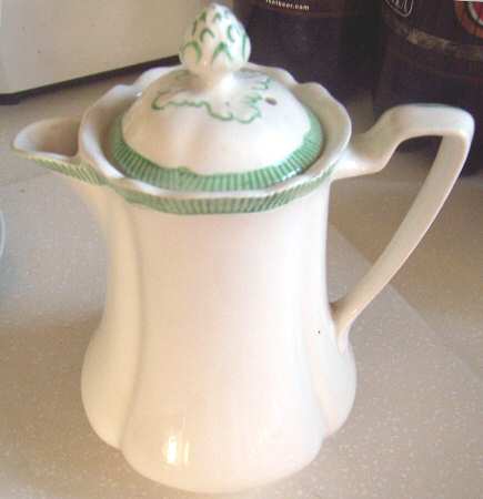 JB207 Green Large Syrup with Lid