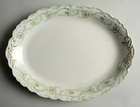 Marlboro Green 14" Oval Serving Platter