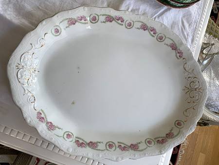 JB592 18" Oval Serving Platter