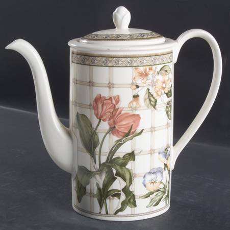 Enchanted Garden Coffee Pot & Lid