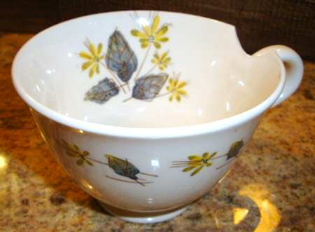 Janine Footed Cup