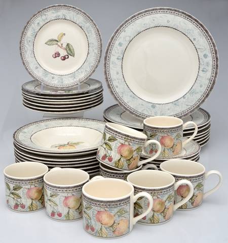 Manorwood 40 Piece Set