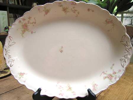 JB601 14" Oval Serving Platter