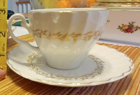 JB605 Flat Cup & Saucer Set