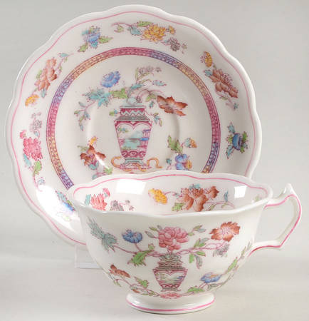 19418 Footed Cup & Saucer Set